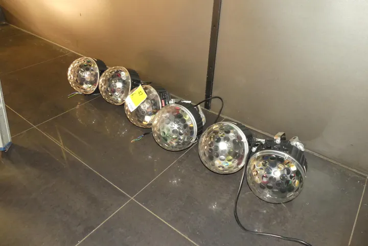 6x Showtec Discokugel-Lichteffektgerät Modell: Disco Star